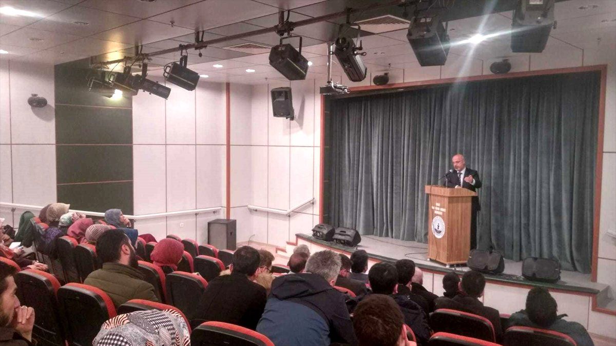 Bitlis\'te Öğretmenlere Seminer