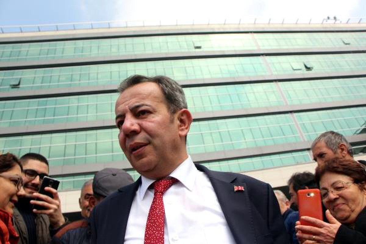 Bolu\'nun Yeni Başkanı CHP\'li Özcan Mazbatasını Aldı