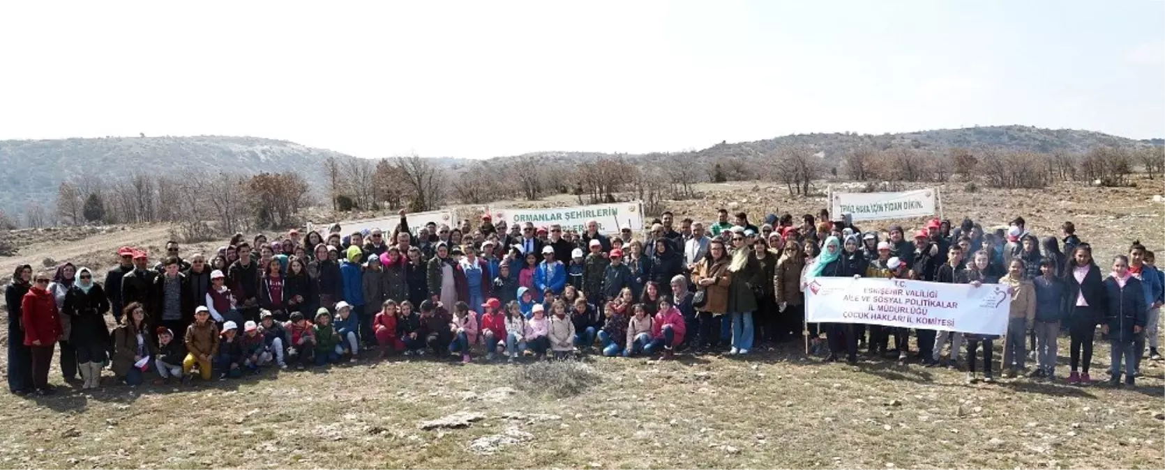 Çocuk Evleri ve Yurtlarda Kalan Çocukların Katılımı ile Fidan Dikildi