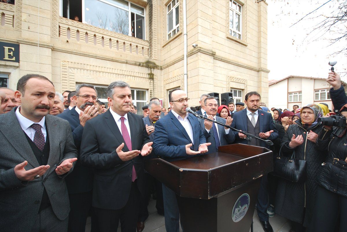 Çubuk Belediye Başkanı Demirbaş, Mazbatasını Aldı