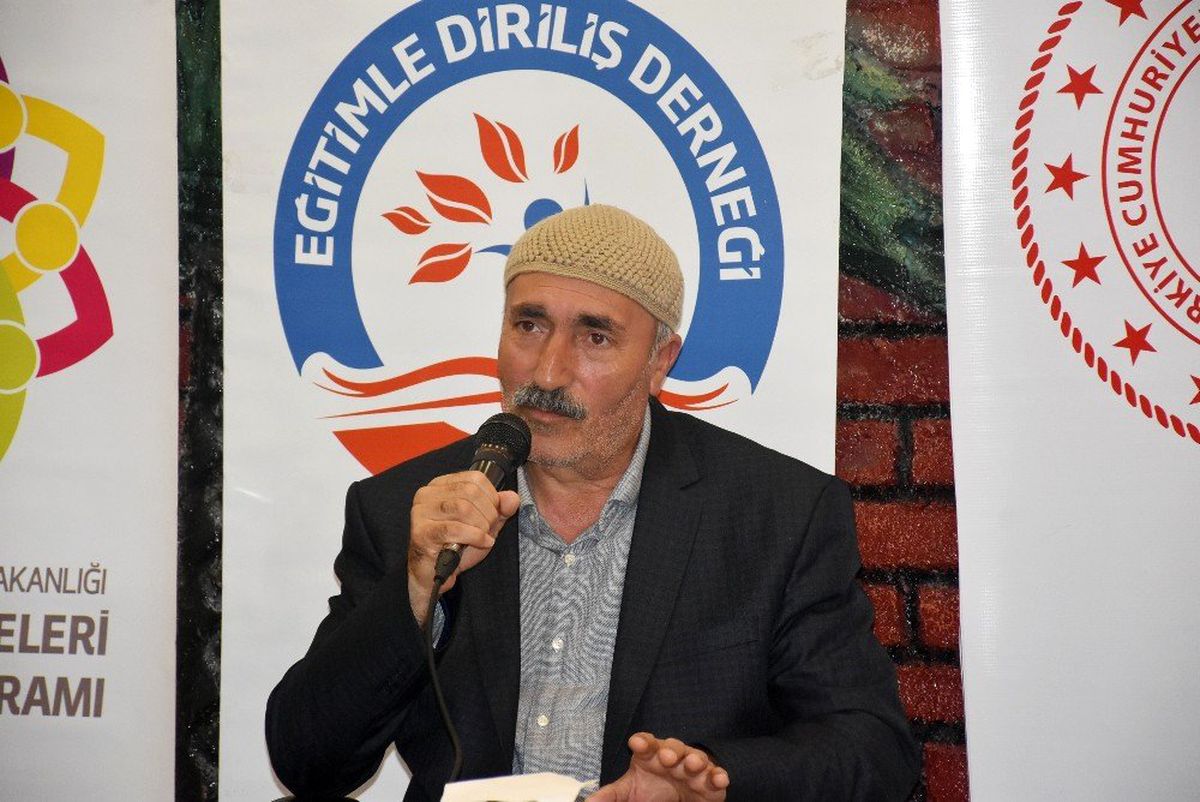 Diriliş Kitap Kahvede\'de Miraç Kandili Programı Düzenlendi