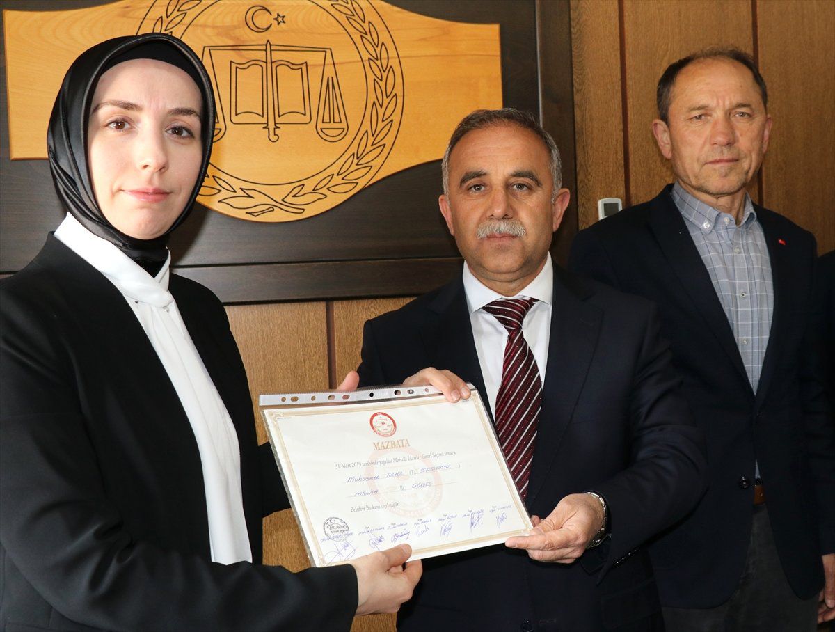 Gördes Belediye Başkanı Akyol, Mazbatasını Aldı