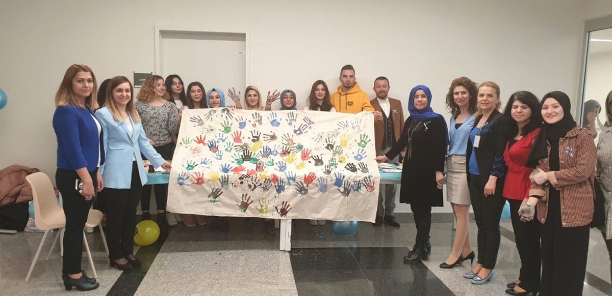Isparta Şehir Hastanesi\'nde Otizm Farkındalık Etkinliği