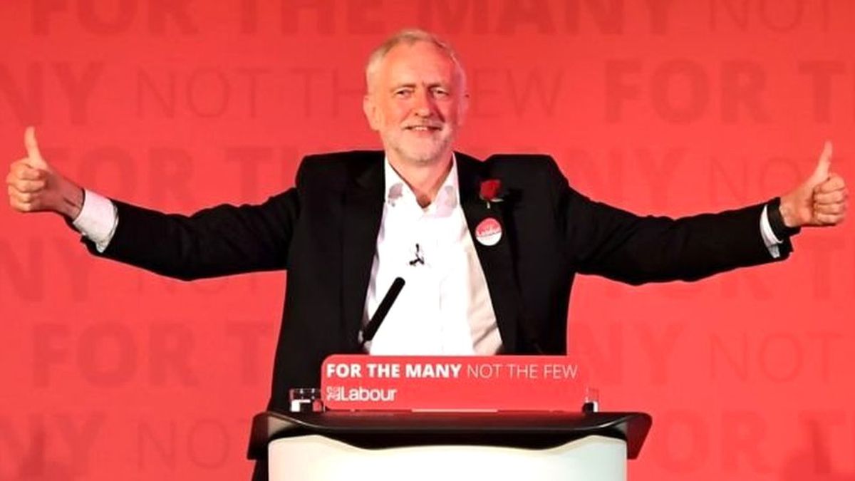 Jeremy Corbyn: İngiltere\'de Ana Muhalefet Liderinin Posteri Atış Taliminde Kullanıldı, Savunma...