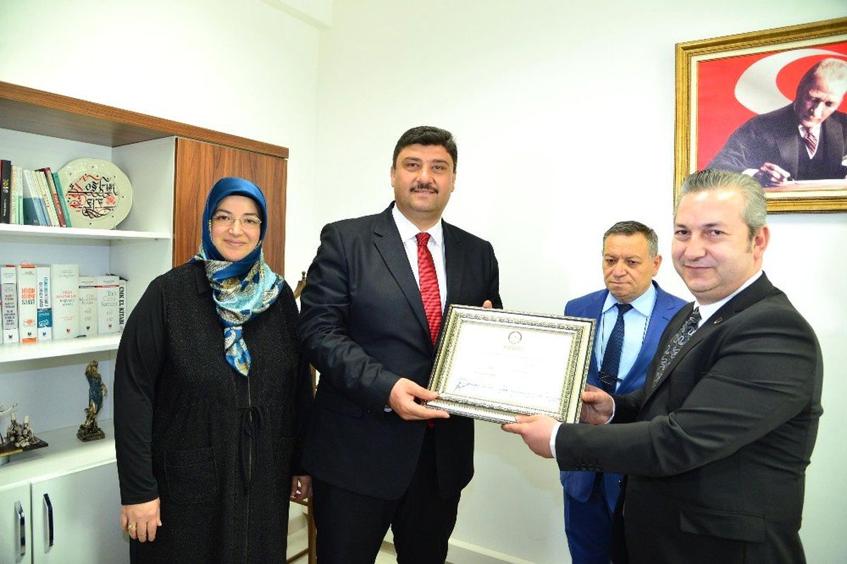 Kahramankazan\'da Serhat Oğuz Mazbatasını Aldı