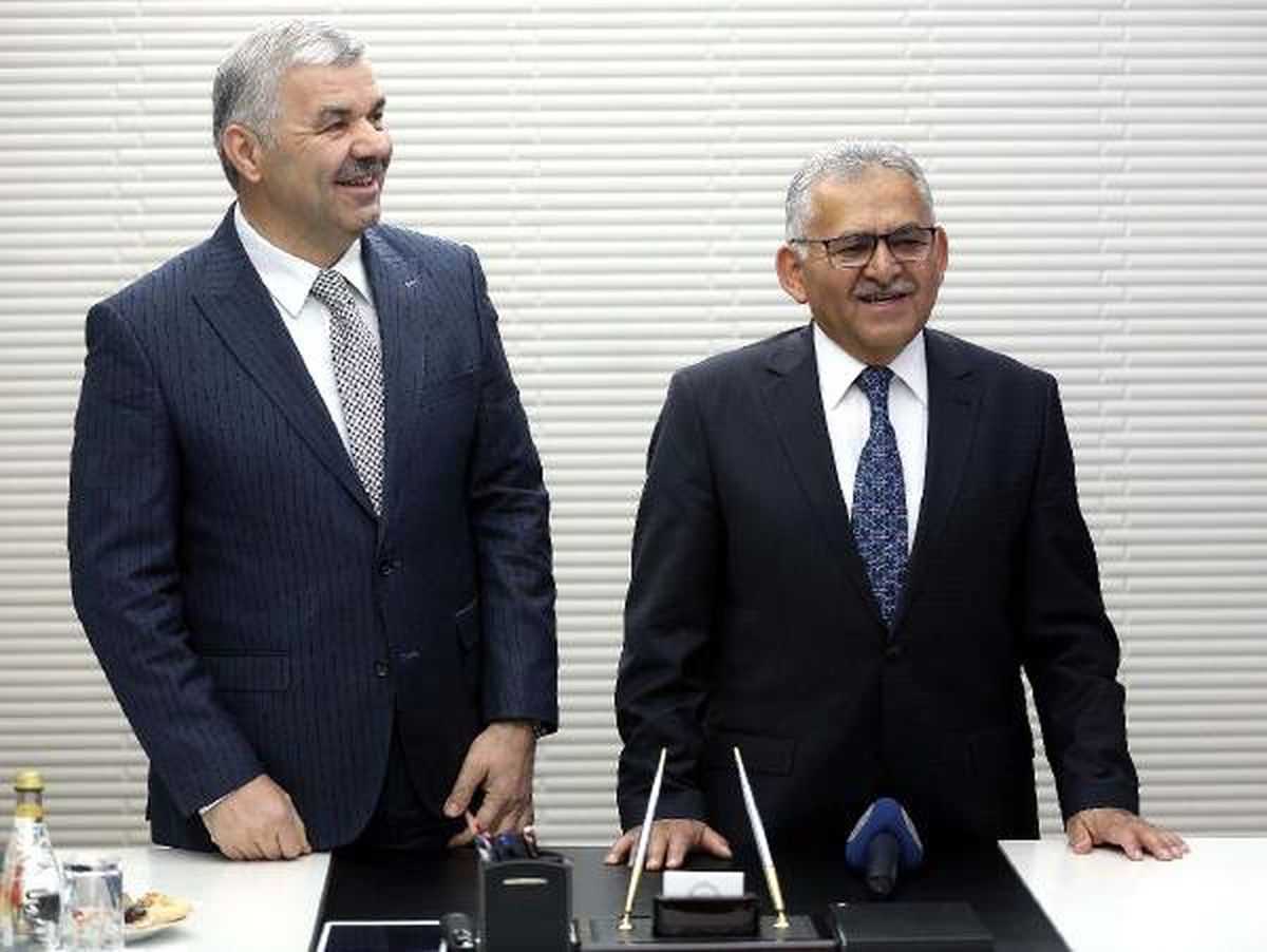 Kayseri Büyükşehir Belediyesinde Devir Teslim