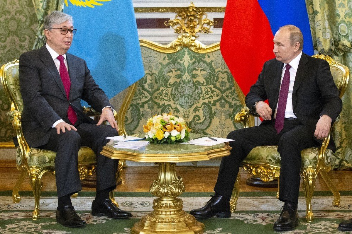 Kazakistan\'ın Yeni Cumhurbaşkanı Tokayev, Putin\'le Görüştü