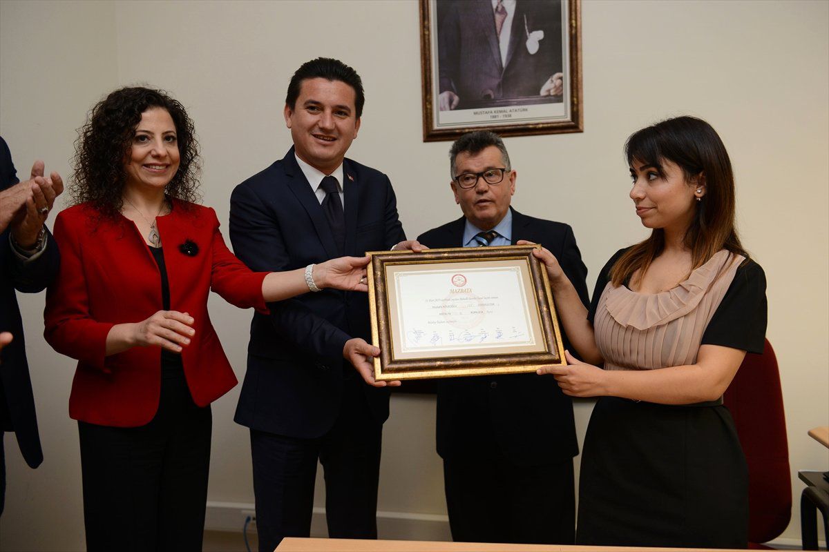 Kumluca Belediye Başkanı Köleoğlu Mazbatasını Aldı