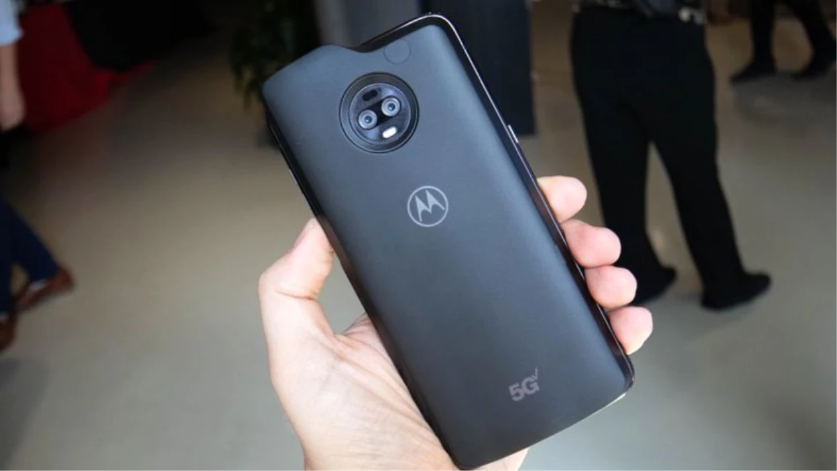 Moto Z3, Resmi Olarak Dünyanın İlk 5g Kullanılabilen Telefonu Oldu