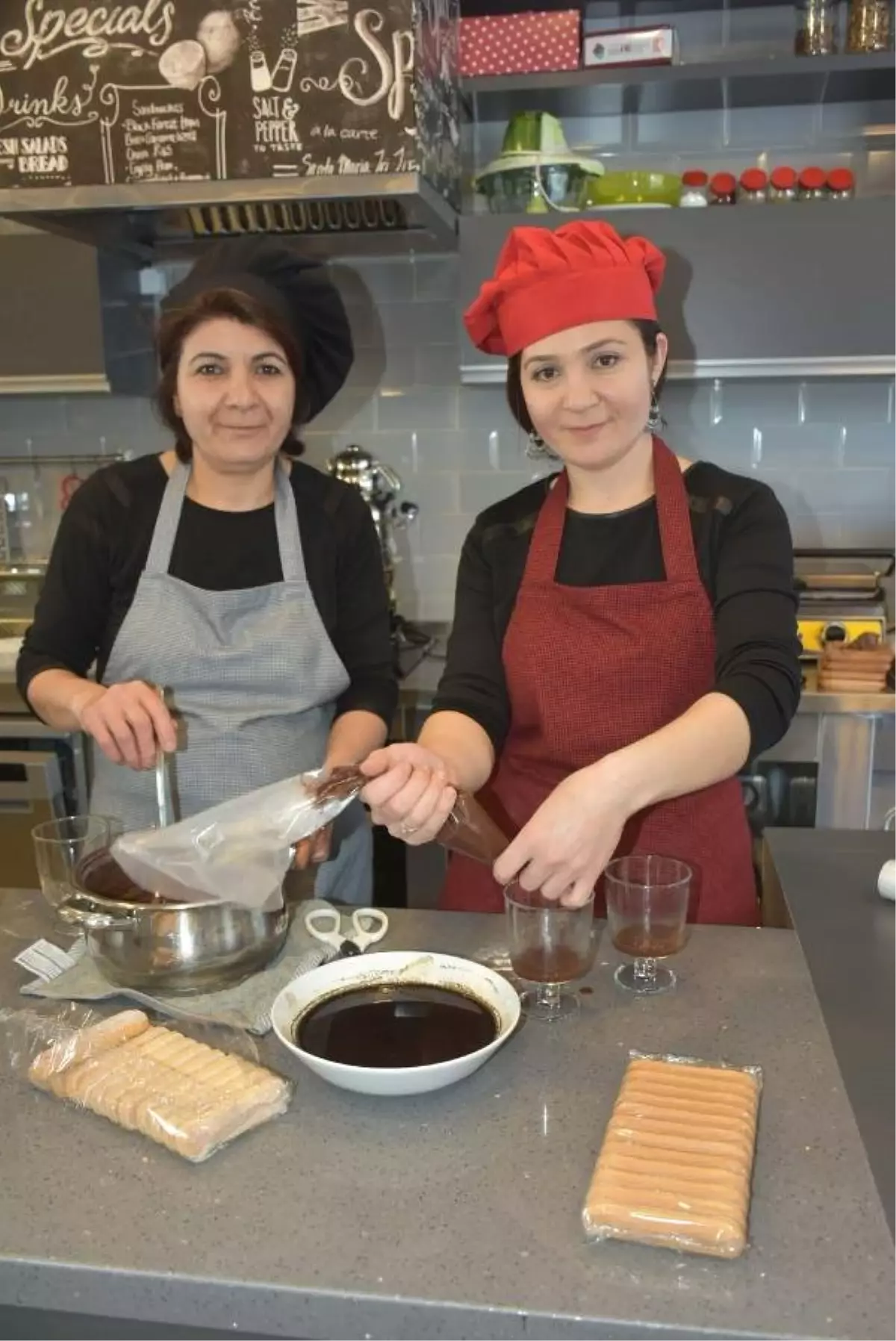 Pastacı Kardeşlerden Eğitime Katkı