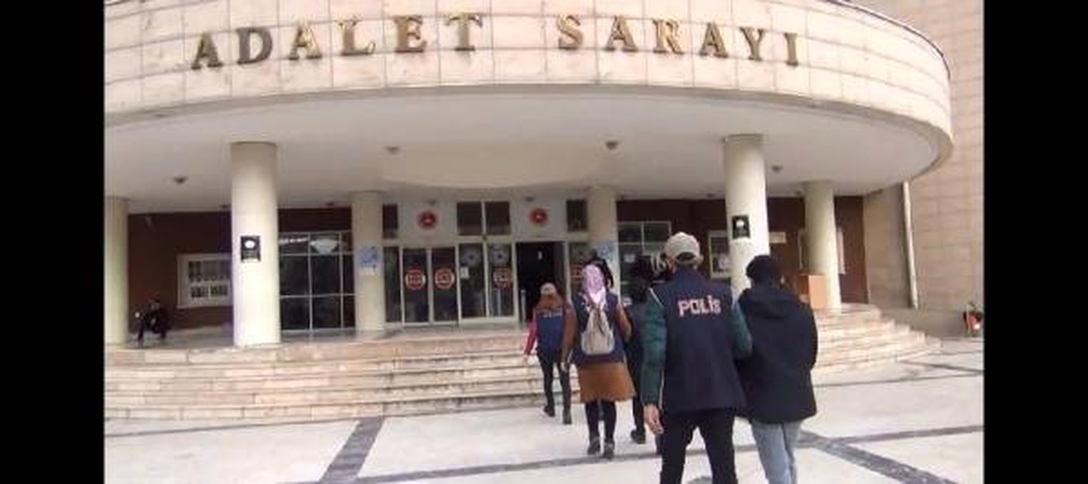 Suriye Sınırında PKK\'lı 3 Terörist Yakalandı
