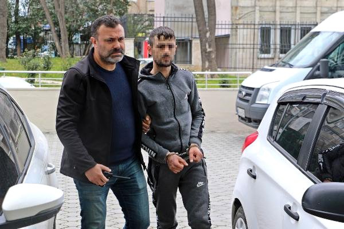 Tartışma Sırasında Tespihini Koparan Arkadaşını Vurdu