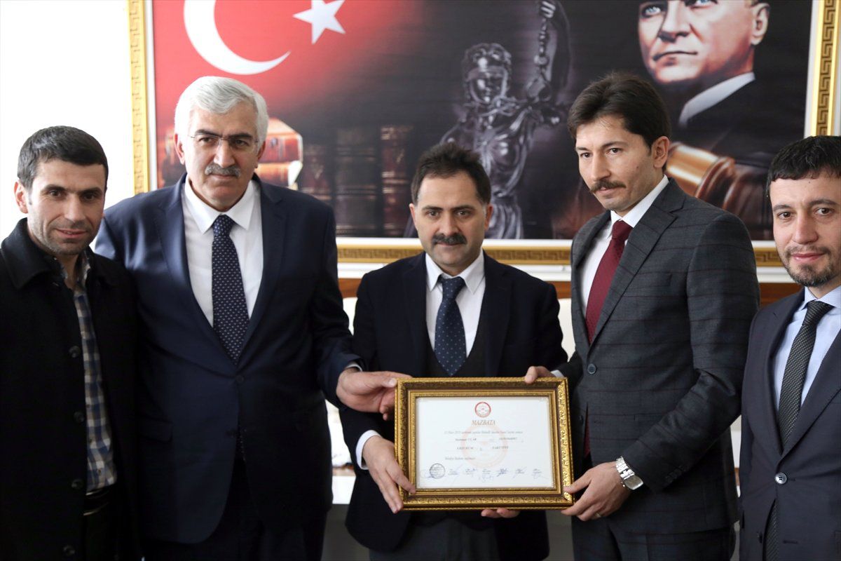 Yakutiye Belediye Başkanı Uçar, Mazbatasını Aldı