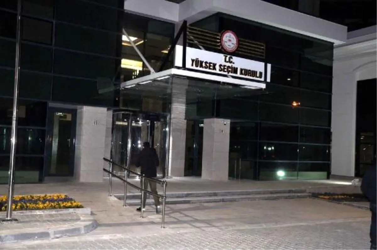 Ysk, İstanbul İl Seçim Kurulu\'nun Sayımı Durdurma Kararını Kaldırdı