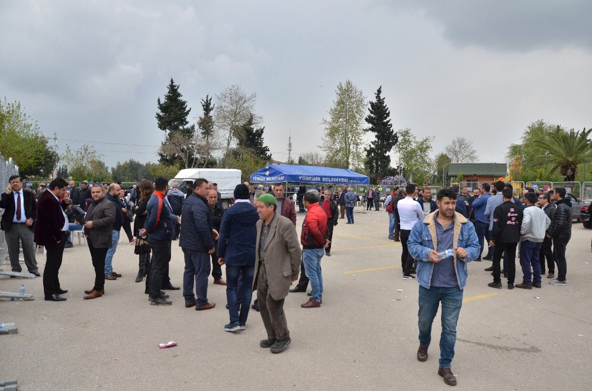 Yüreğir\'de Geçersiz Oyların Sayımına Başlandı