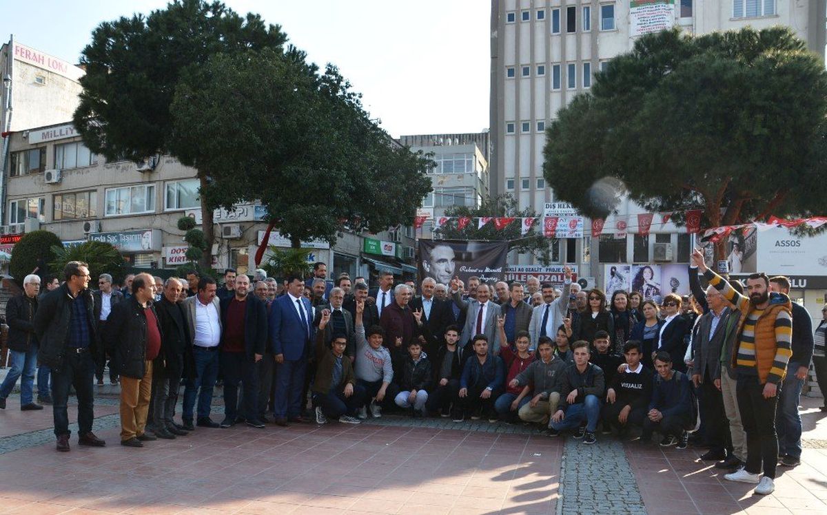 Alparslan Türkeş Aliağa\'da Anıldı