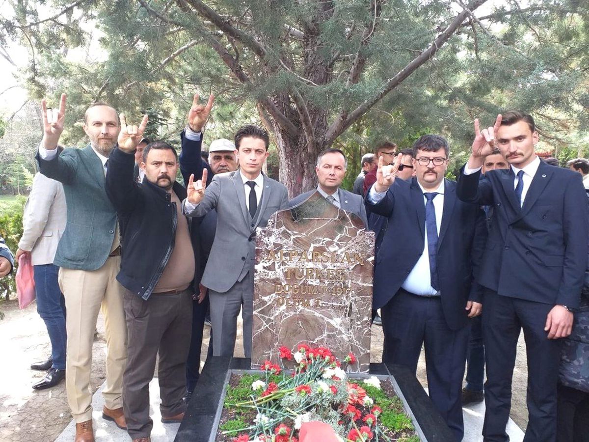 Başkan Aydın, MHP Genel Başkanı Bahçeli\'yi Ziyaret Etti