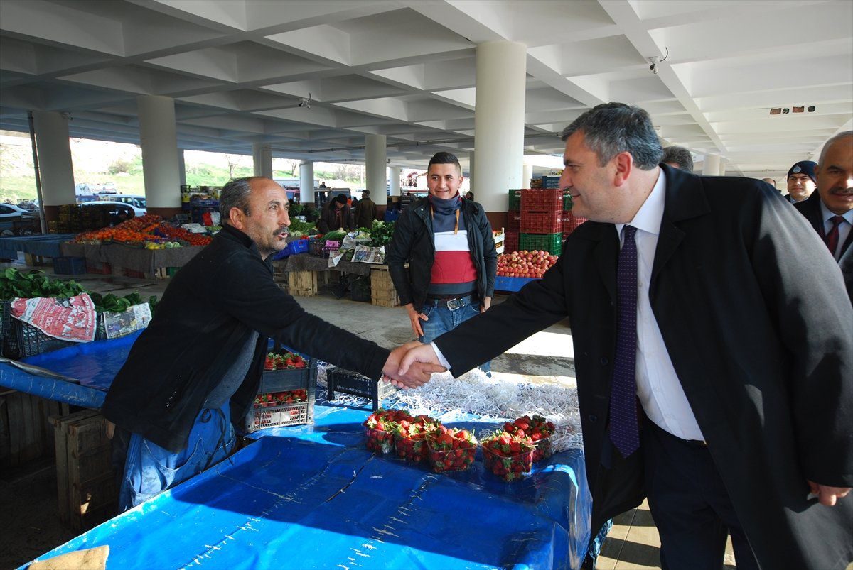 Başkan Demirbaş\'tan Esnafa Ziyaret