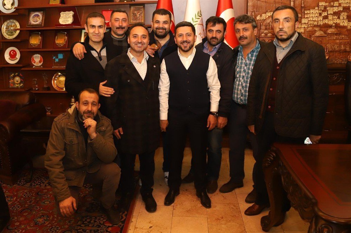 Belediye Başkanı Arı, Vatandaşlarla Gönül Birlikteliğini Sürdürüyor