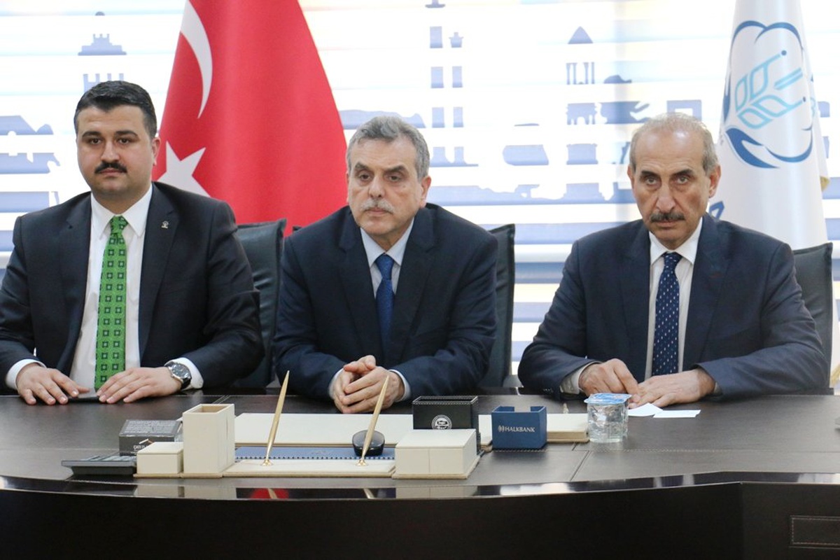 Beyazgül Ve Yıldız\'dan Akçakale\'ye Teşekkür Ziyareti
