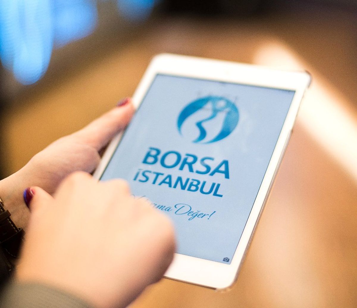 Borsa Güne Yatay Başladı