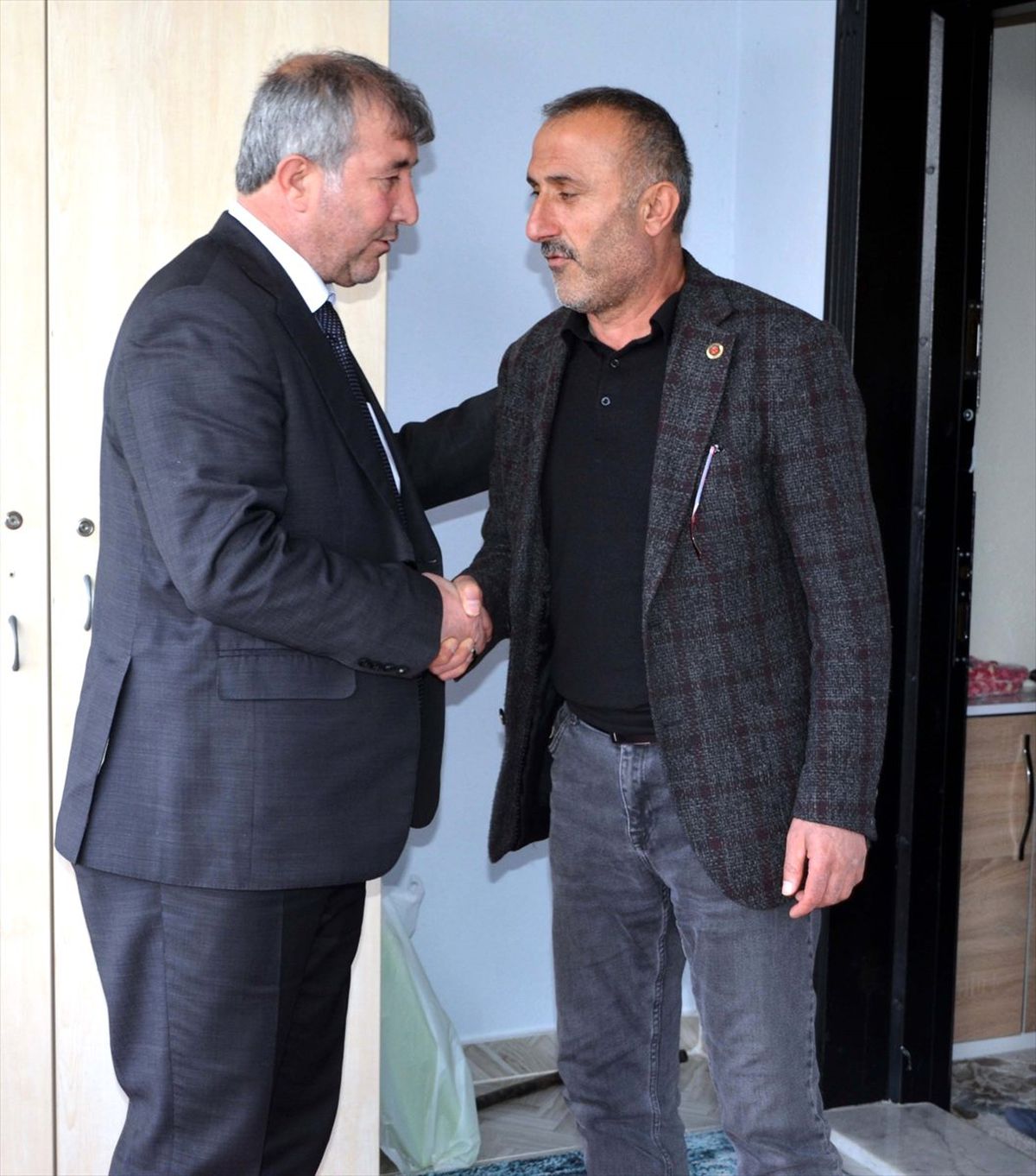 Dededen Toruna Uzanan Muhtarlık Hikayesi