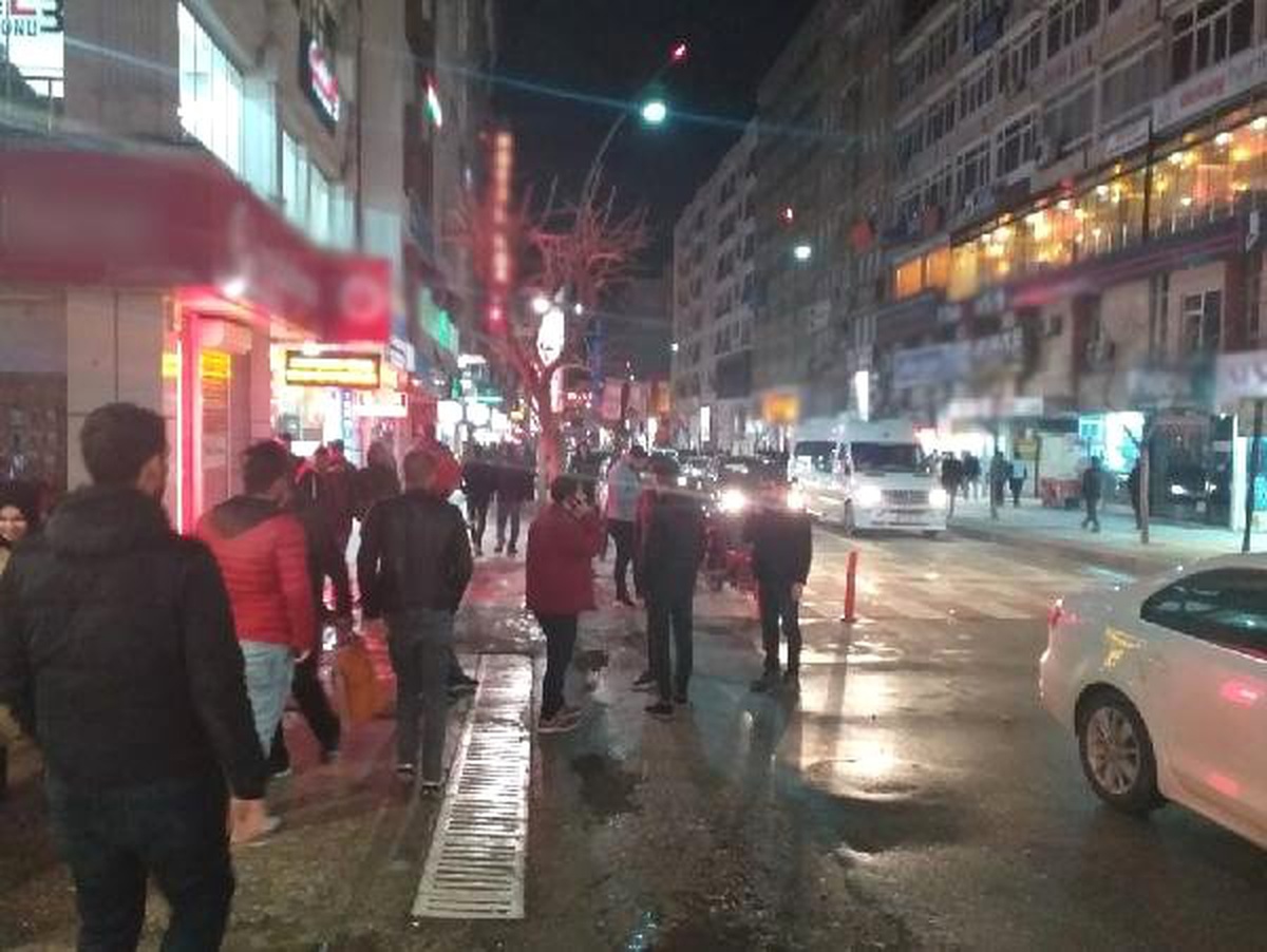 Elazığ\'da 5.2 Büyüklüğünde Deprem (2) - Yeniden