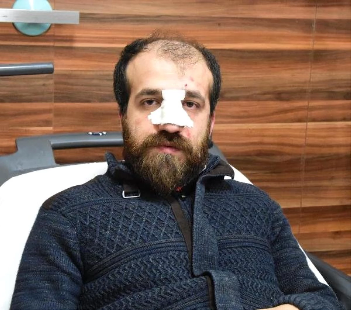 İzmir\'de, Doktora Saldırı Şüphelileri Tutuklandı