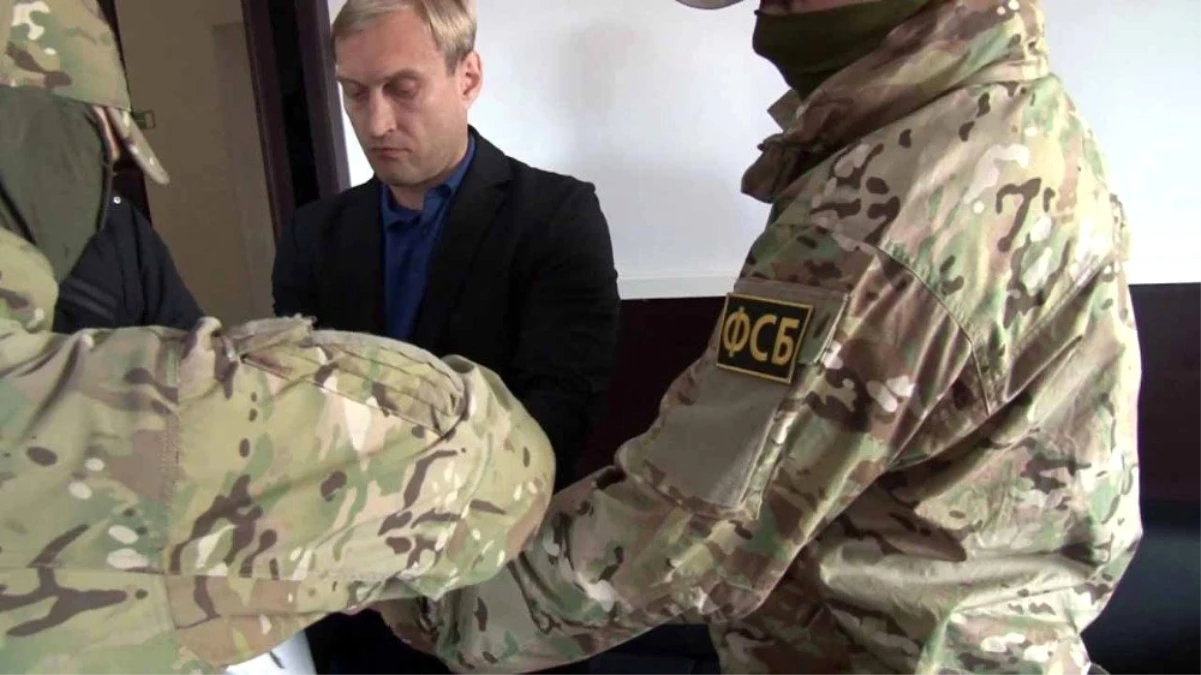 Kırım\'da Belediye Başkanı Yolsuzluktan Gözaltına Alındı
