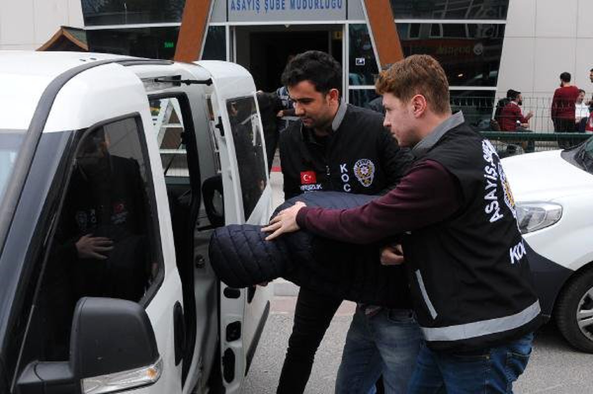 Kocaeli\'de İş Yerlerinden Hırsızlığa 4 Gözaltı