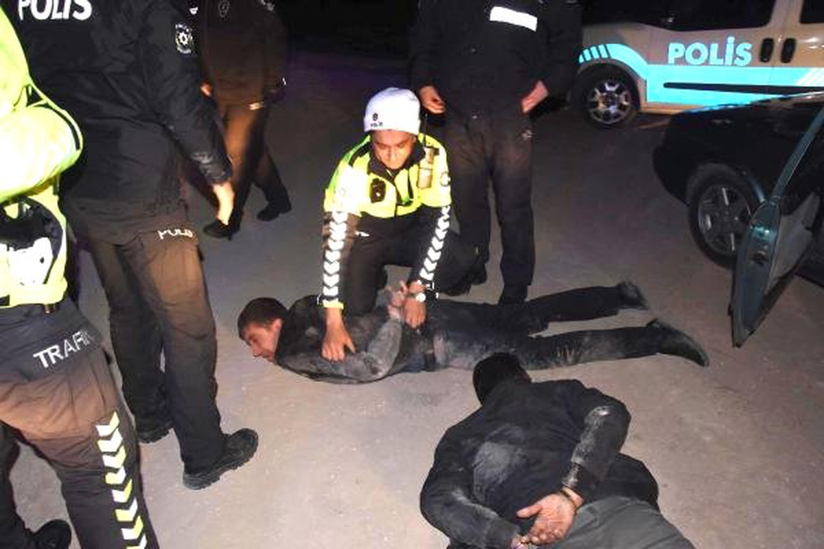 Kovalamaca Sonucu Yakalanan Alkollü Sürücünün Ehliyetine Daha Önce El Koyulmuş