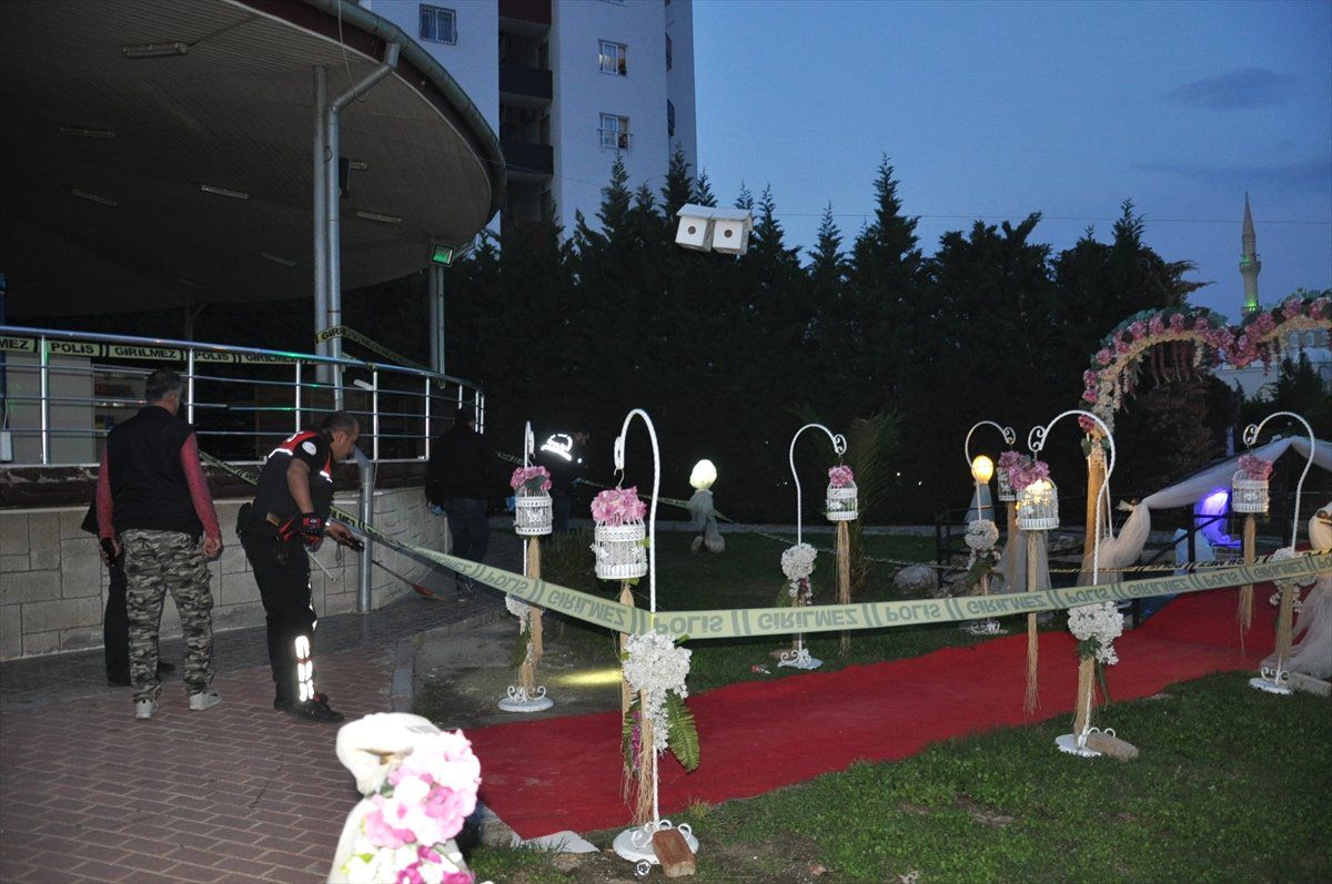 Mersin\'de Düğün Salonu İşletmecileri Arasında Kavga
