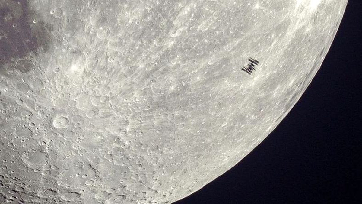 Nasa\'nın Ay\'ın Yüzeyinde Bulduğu Garip Noktanın Sırrı Belli Oldu