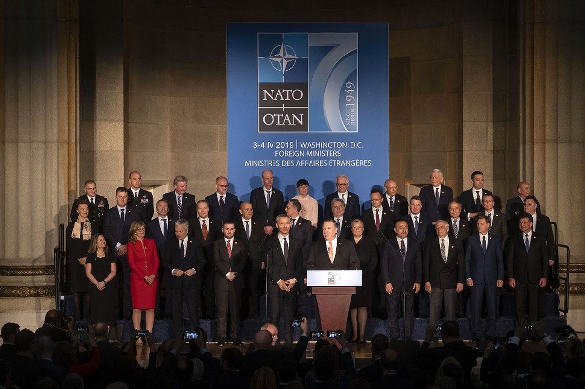 NATO Zirvesinde Konuşan Pompeo: "Avrupa NATO Sayesinde Ayağa Kalktı"