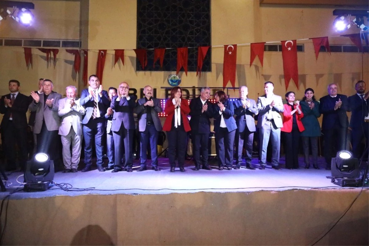 Özlem Çerçioğlu, Yenipazar\'da Seçim Zaferini Kutladı