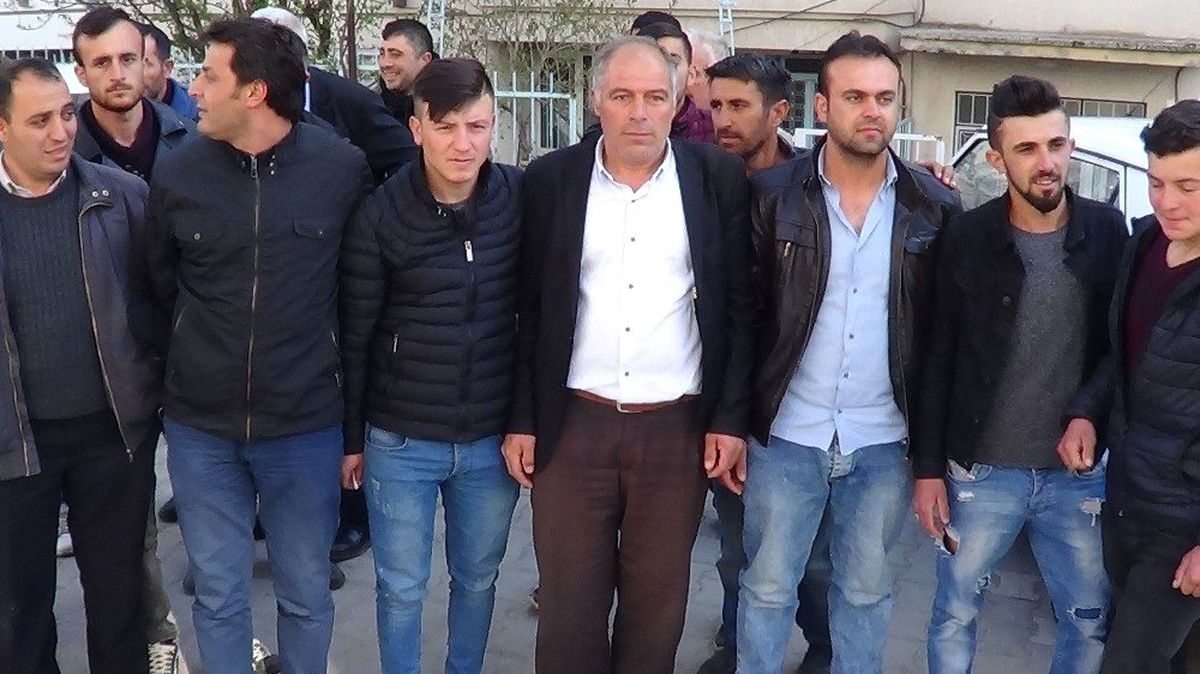 Sandıklı\'da Üç Muhtarlık Kur\'a ile Belirlendi
