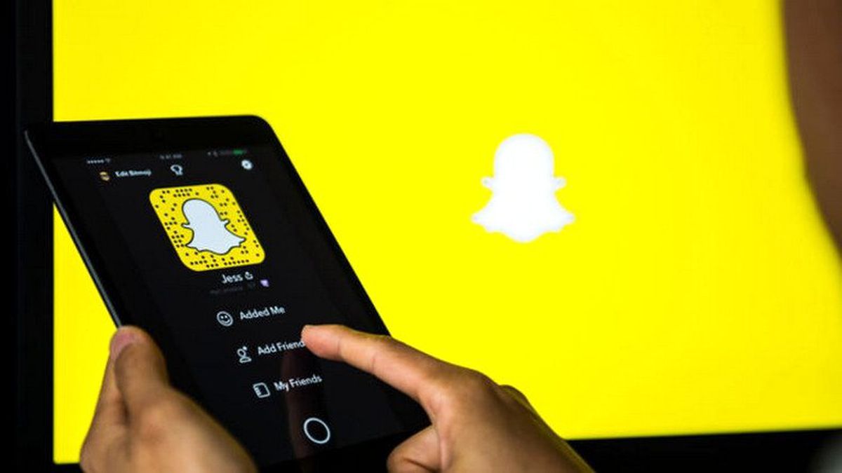 Snapchat, Google ve Apple\'dan Sonra Kendi Oyun Platformunu Duyurdu