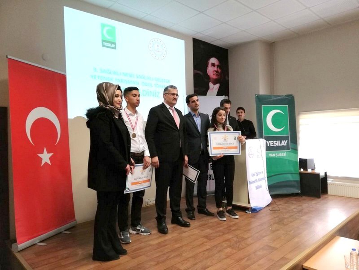 Van\'da \'Sağlıklı Nesil Sağlıklı Gelecek Yarışması\' Ödül Töreni