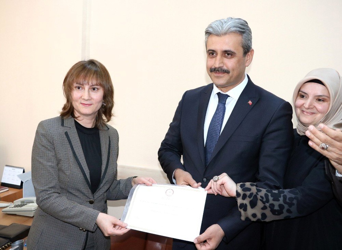 Yozgat Belediye Başkanı Celal Köse Mazbatasını Aldı