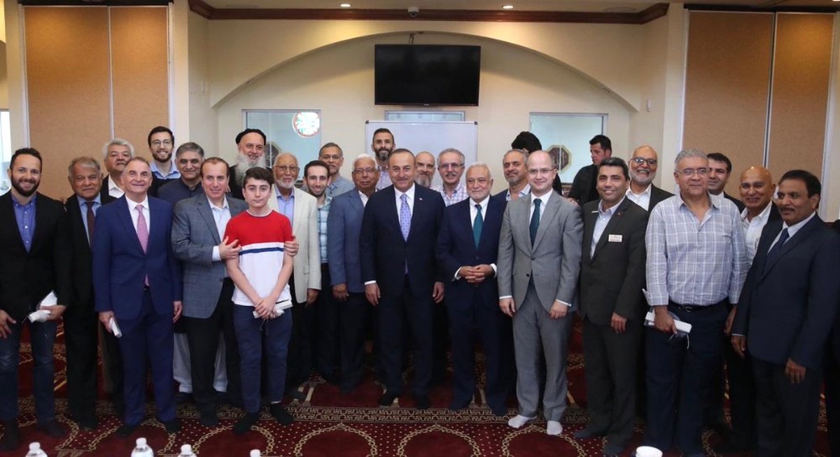 ABD\'deki Müslüman Toplumunun Temsilcileriyle Görüştü