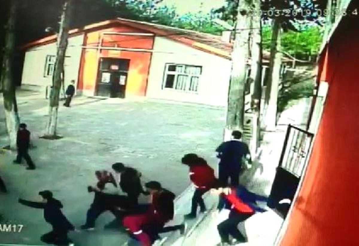 Acıpayam\'daki Depremde Öğrencilerin Korku Anları Kamerada