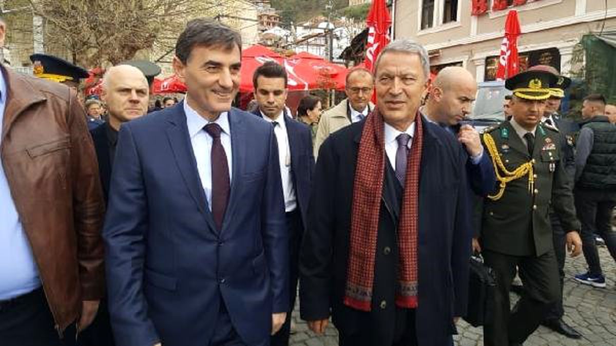 Akar, Kosova\'da Konuştu: Fetö Sorunun Ortadan Kaldırılması, Ülkelerimiz İçin Önemli