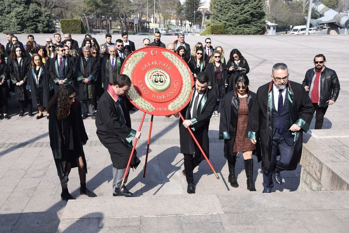 Balıkesir\'de 5 Nisan Avukatlar Günü Kutlandı