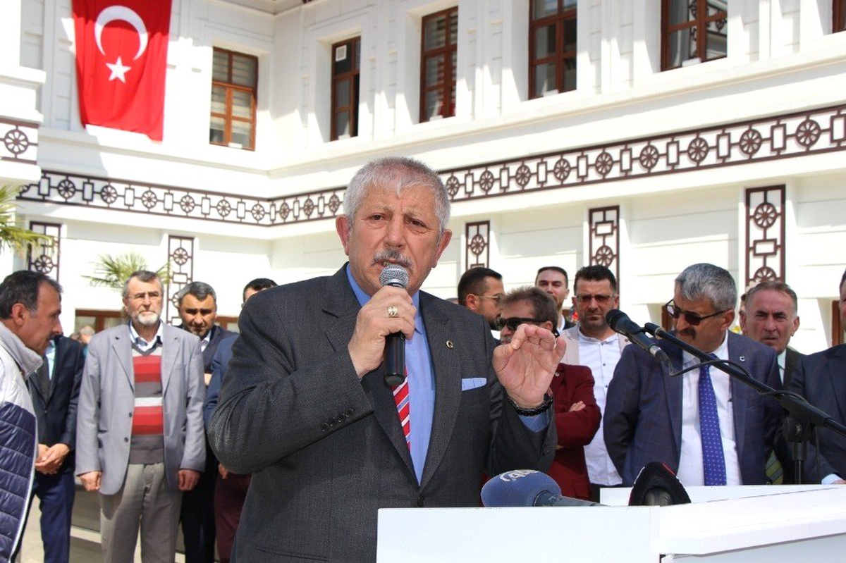 Başkan Sarı: "Personelimizle Birlik, Beraberlik İçerisinde Çalışmak Niyetindeyiz"