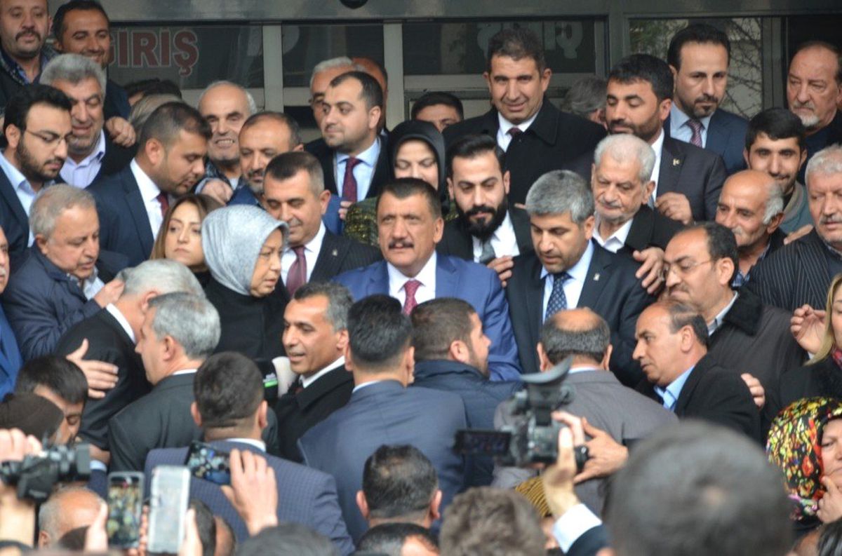 Başkanlar Mazbatalarını Aldı