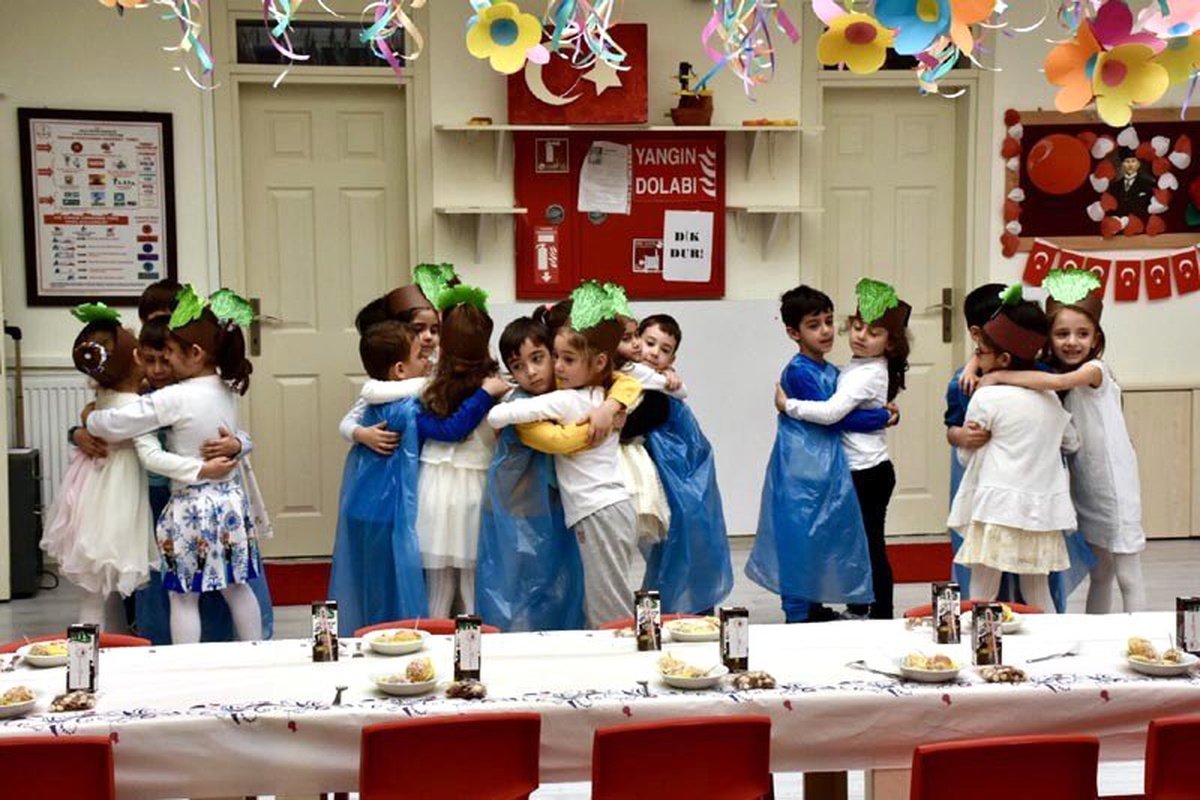Bilecik\'te "Tohumlar Minik Ellerde Canlanıyor" Projesi