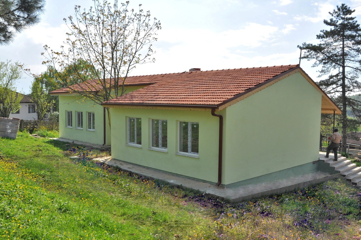 Büyükşehir, Köylerin Yanında
