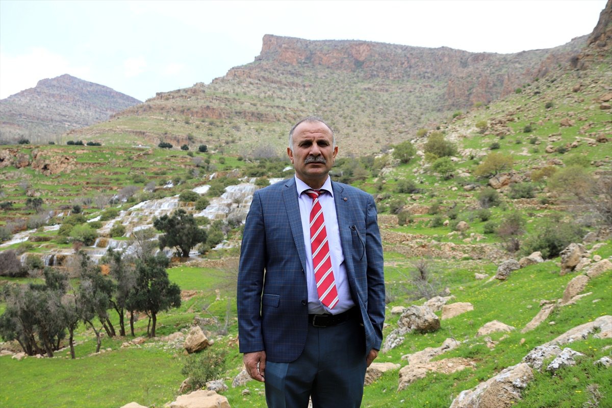 Dağlar Arasında Gizlenmiş Şelaleler Keşfedilmeyi Bekliyor