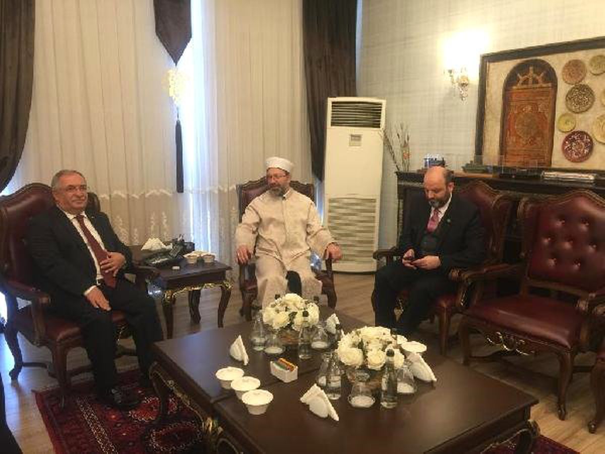 Diyanet İşleri Başkanı Erbaş\'tan Sakarya Valisi\'ne Ziyaret