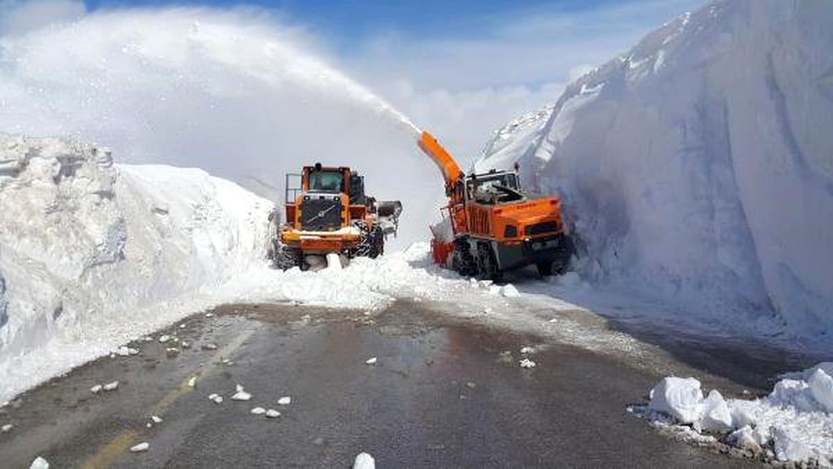 Erzurum\'da 2 Bin 890 Metrede 10 Metrelik Karla Mücadele